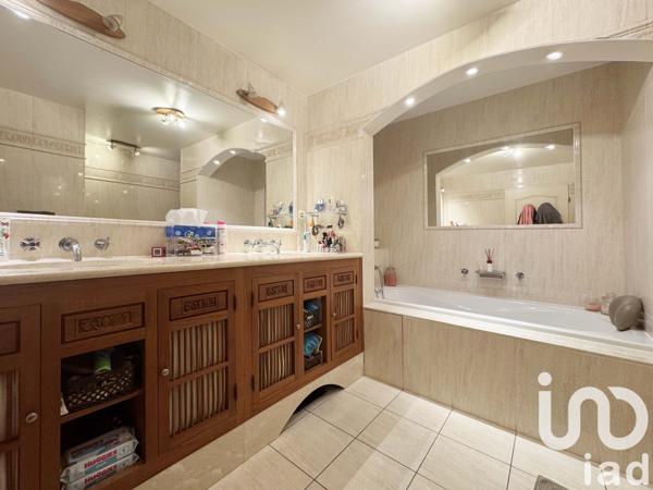 Appartement à vendre 5 pièces 88 m² Rosny-sous-Bois