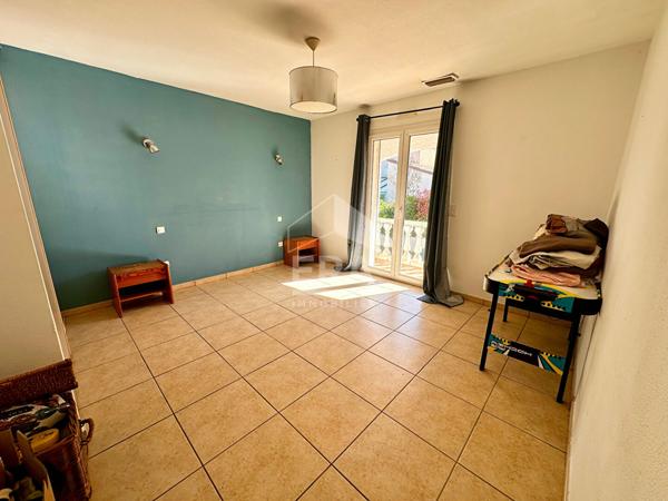 Perpignan Massilia - Mas Vermeil : Maison de plain pied 5 chambres avec piscine à vendre