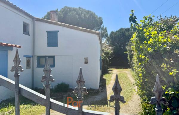 Authentique maison charentaise rénovée.