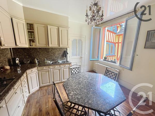 Maison à vendre  6 pièces - 183 m2 AUXERRE - 89