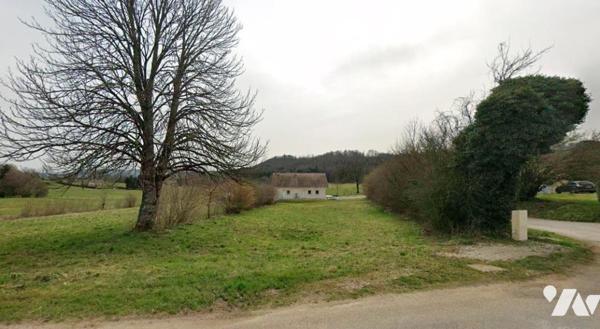 TERRAIN A BATIR DE 2 236 m²