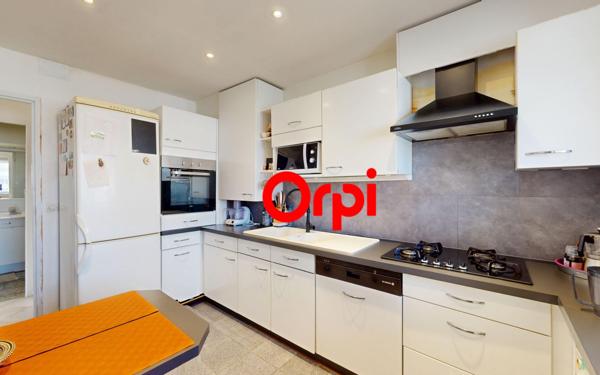 Appartement à vendre    4 pièces • 74 m2 Vaulx-en-Velin
