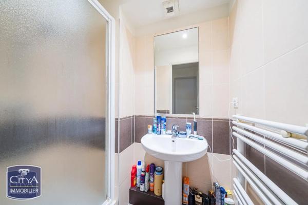 Appartement à vendre 4 pièces 93.4m² Saint-Cyr-sur-Loire (37540)
