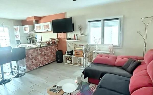 Maison à vendre    3 pièces •  Marguerittes