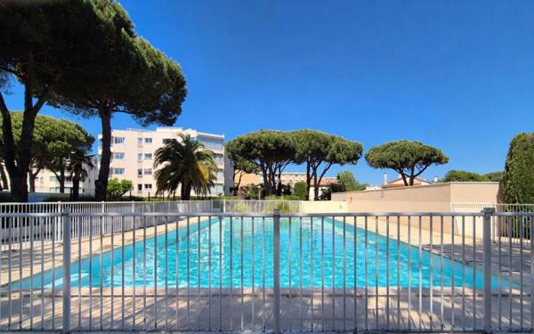 Appartement à vendre    1 pièce • 29,56 m2 Fréjus