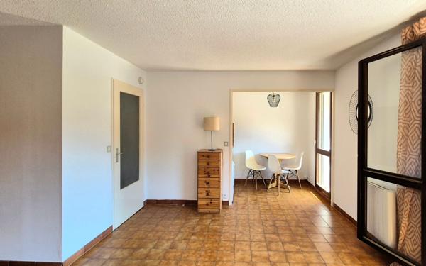 Appartement à vendre    1 pièce • 29,56 m2 Fréjus
