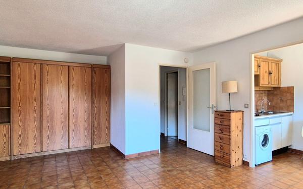 Appartement à vendre    1 pièce • 29,56 m2 Fréjus