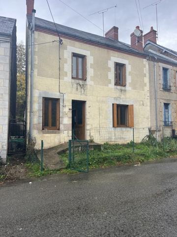 Maison à vendre |  Saint-Priest-la-Marche |  4 pièces | 87 m²