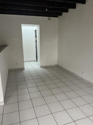 Maison à vendre |  Saint-Priest-la-Marche |  4 pièces | 87 m²