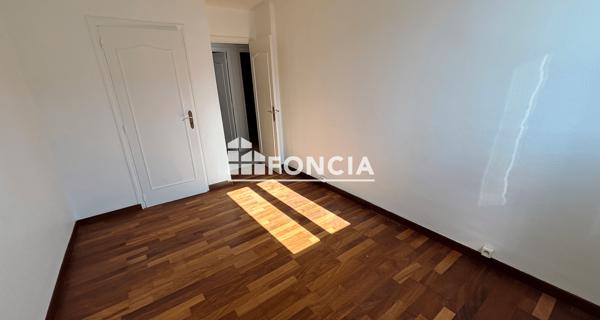 Location Appartement 4 pièces 69.59 m² - Valence 26000