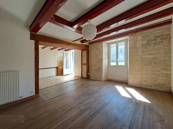 Maison à vendre à Fontaine-Chalendray (17510) - Charente-Maritime