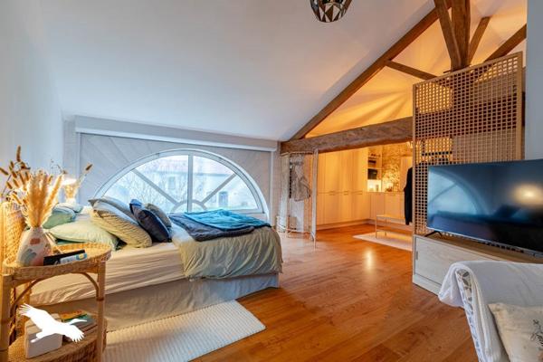 Maison à vendre |  Roullet-Saint-Estèphe |  8 pièces | 303 m²