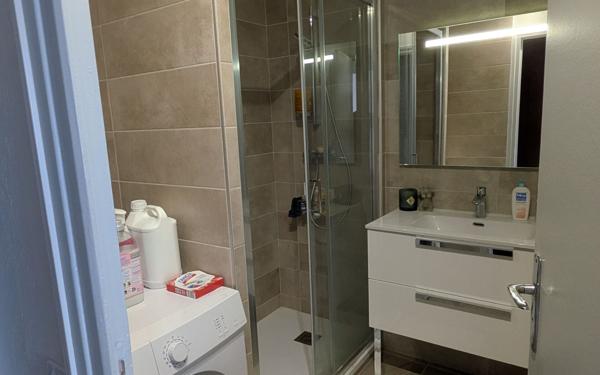 Appartement à vendre    1 pièce • 30,66 m2 Sainte-Foy-lès-Lyon