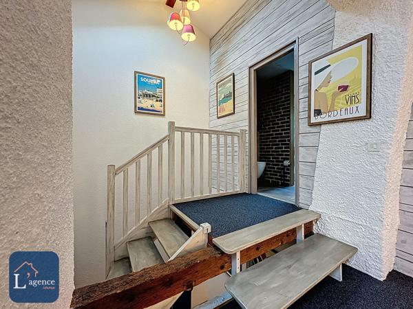 MAISON DE VILLAGE DU XIX SIECLES AVEC TERRASSE - 2 CHAMBRES – 2 PLACES DE STATIONNEMENT