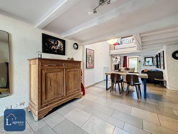 MAISON DE VILLAGE DU XIX SIECLES AVEC TERRASSE - 2 CHAMBRES – 2 PLACES DE STATIONNEMENT