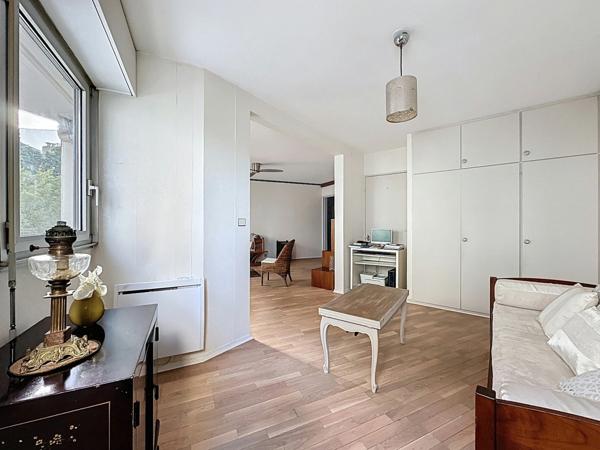 Appartement 3 pièces - Quartier du Plateau / Buttes-Chaumont (Paris 19e)