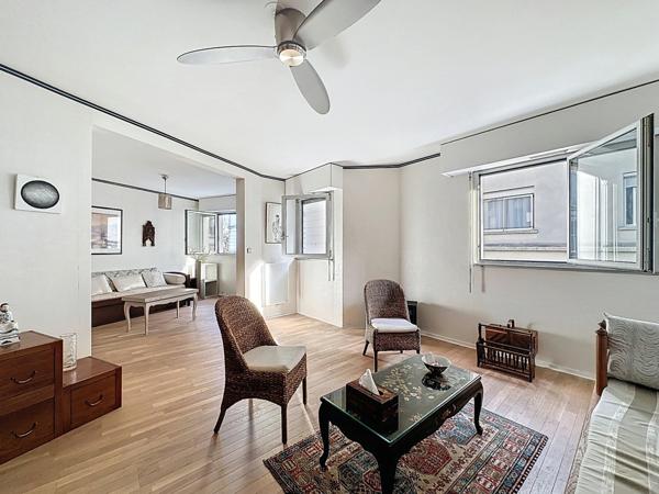 Appartement 3 pièces - Quartier du Plateau / Buttes-Chaumont (Paris 19e)