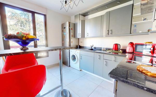 Appartement à vendre    3 pièces • 85,26 m2 Lyon 5