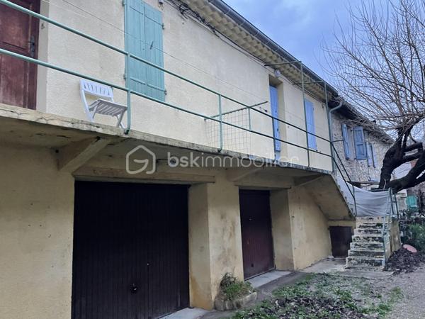 Maison ancienne de 674 m²