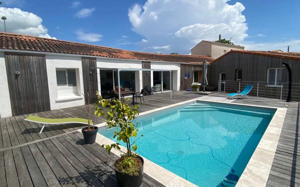 Maison à vendre    5 pièces • 165 m2 La Rochelle