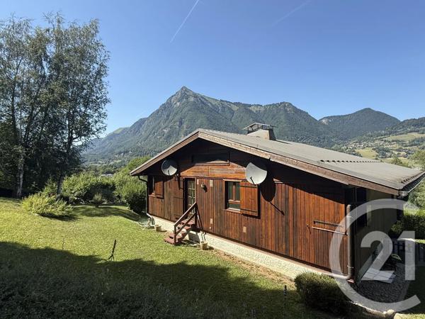 Maison à vendre  7 pièces - 148 m 2   TANINGES  - 74