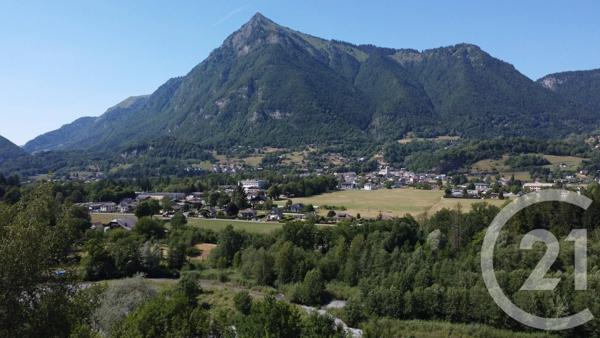 Maison à vendre  7 pièces - 148 m 2   TANINGES  - 74