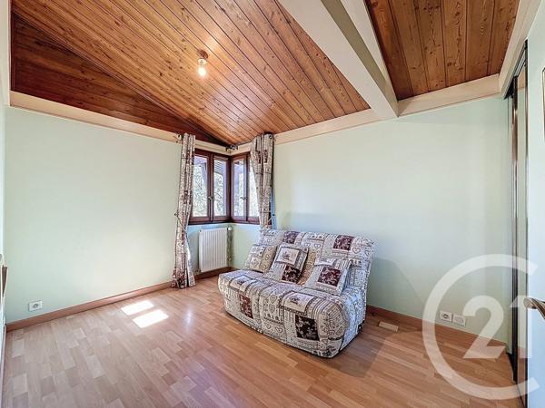 Maison à vendre  7 pièces - 148 m 2   TANINGES  - 74
