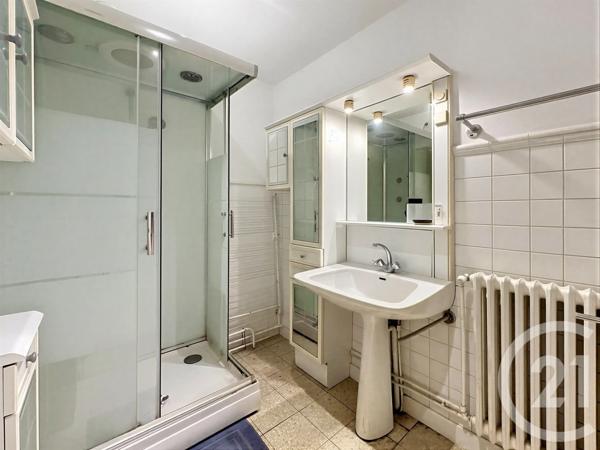 Maison à vendre  3 pièces - 113,41 m 2   GIVORS  - 69