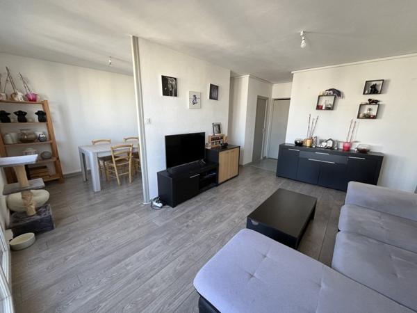 Appartement à vendre |  Saint-Priest |  4 pièces | 65 m²