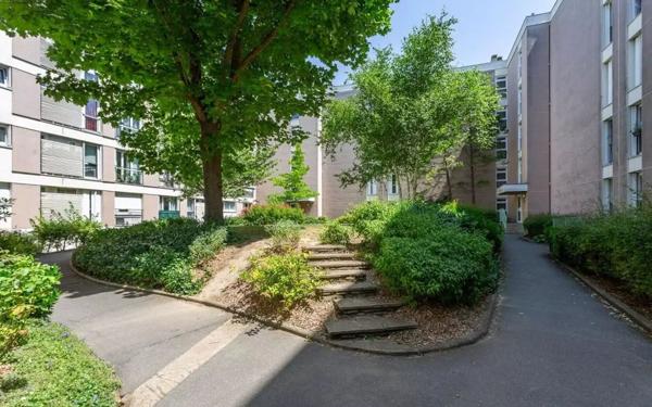 Appartement à vendre    3 pièces • 57,85 m2 Yerres