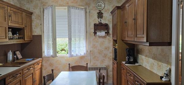 Maison à vendre |  Saint-Yrieix-la-Perche |  6 pièces | 148 m²