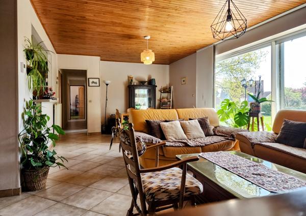 Maison plain-pied 134 m² 6 pièces  jardin 1690 m² piscine  garage Liverdun Toulaire