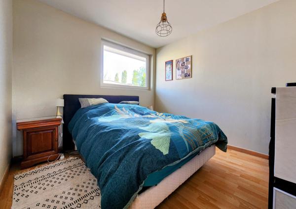 Maison plain-pied 134 m² 6 pièces  jardin 1690 m² piscine  garage Liverdun Toulaire