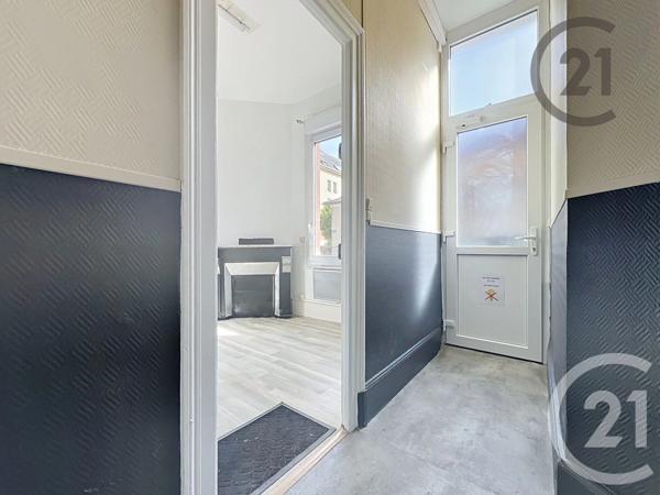 Appartement Local à vendre  1 pièce - 13,40 m 2   EPERNAY  - 51