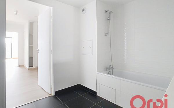 Appartement à louer    4 pièces • 84,10 m2 Clamart