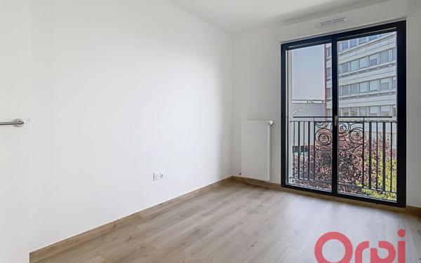 Appartement à louer    4 pièces • 84,10 m2 Clamart