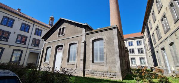 Immeuble
                                                                                                                                                
                                                                                                                                                
                                                                                                                                                
                                                    
                                                                                                                                                                                                                                                                                                                        330  m²                                                                                                                                                                                                         2 etage(s)