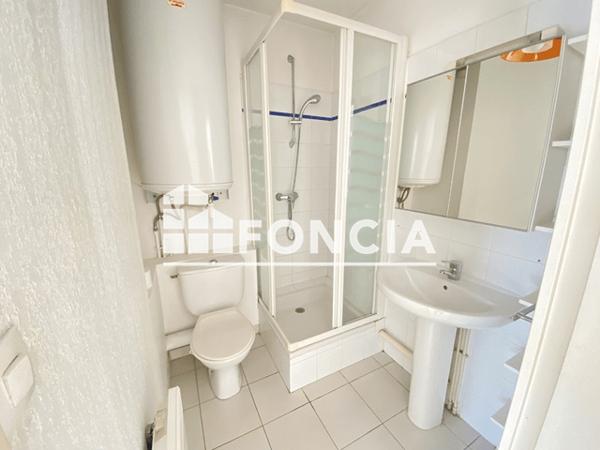 Location Studio 26.03 m² - 201 RUE SAINTE CECILE Marseille 13005