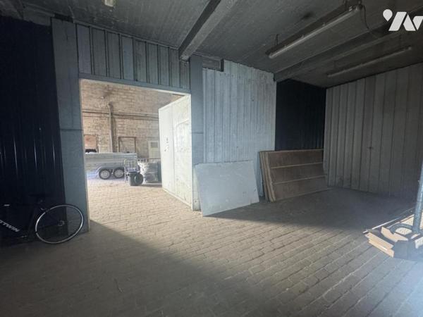 LOCAUX A AMENAGER EN CENTRE VILLE