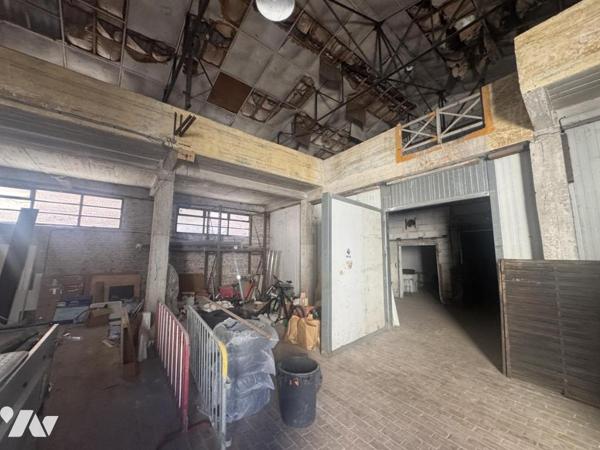 LOCAUX A AMENAGER EN CENTRE VILLE