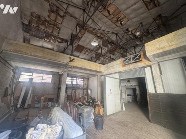 LOCAUX A AMENAGER EN CENTRE VILLE