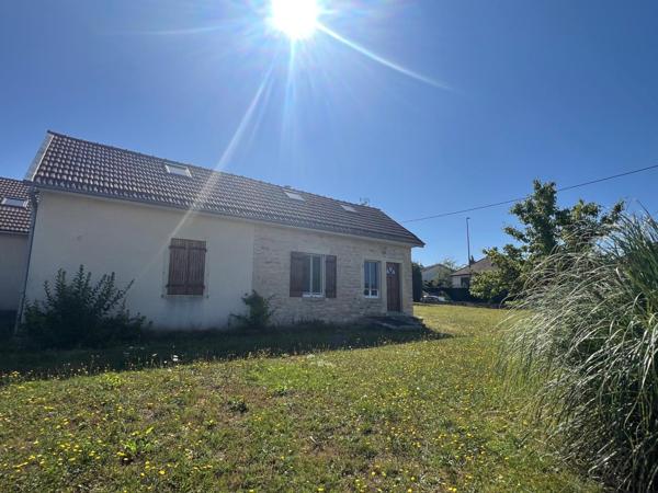 Maison GRAY -5 Chambres- vaste terrain