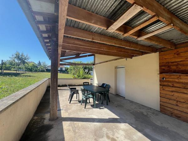 Maison GRAY -5 Chambres- vaste terrain