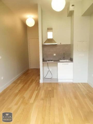 Appartement à louer 1 pièce 18.8m² Versailles (78000)