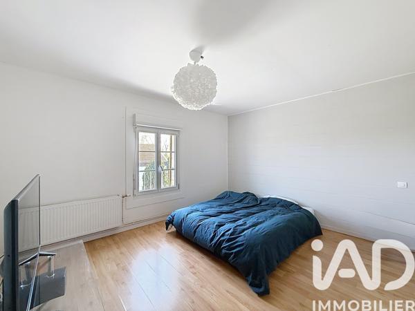 Maison à vendre 6 pièces 195 m² Saint-Mard-sur-le-Mont
