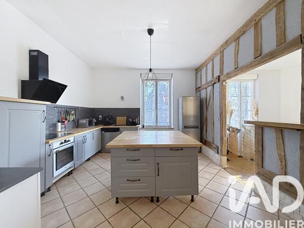 Maison à vendre 6 pièces 195 m² Saint-Mard-sur-le-Mont