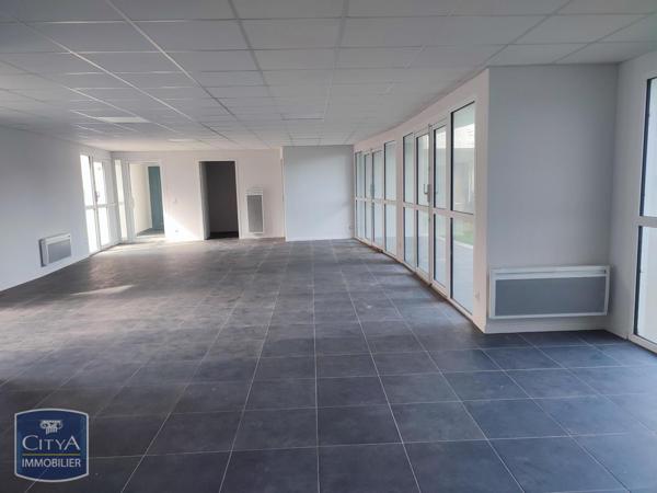 Local commercial à vendre 105m²