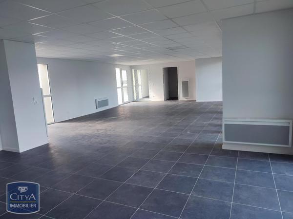 Local commercial à vendre 105m²