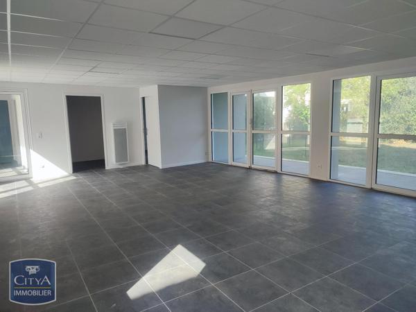Local commercial à vendre 105m²