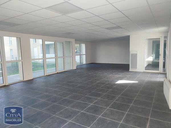 Local commercial à vendre 105m²